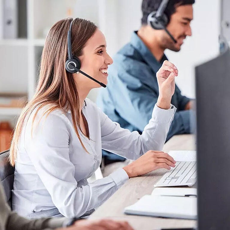 Appel Réceptionniste Écouteur Micro Sourire