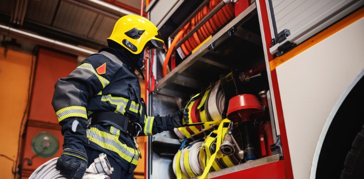 pompier camion tuyau