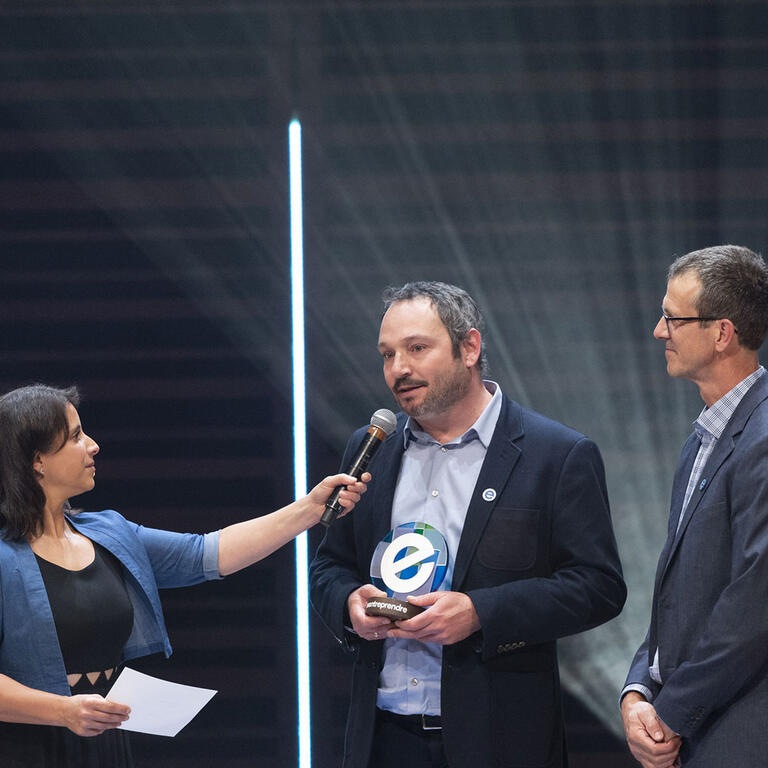 Anais Favreau Osentreprendre micro homme