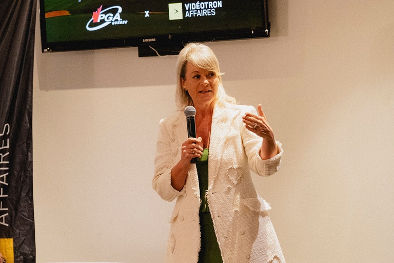 Isabelle Dessureault Femme Veste blanche micro