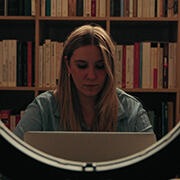 Victoria Charlton S02 EP04