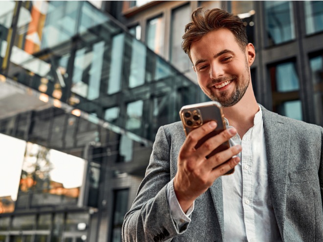 A Canada 75 GB plan associated with the main Mobile Line, as well as one or more Canada 25 GB plans for the other Mobile Lines.